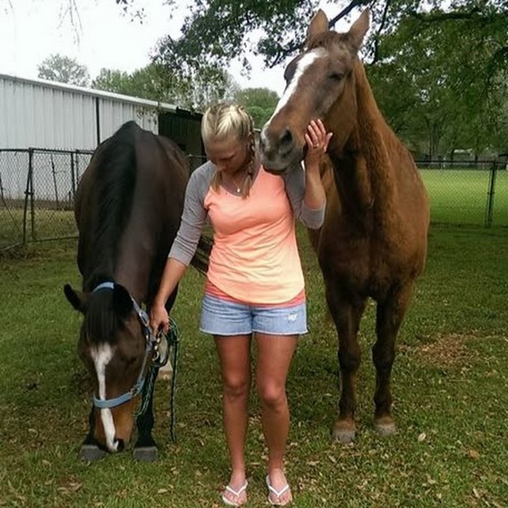 Meet your Posher, Hellice